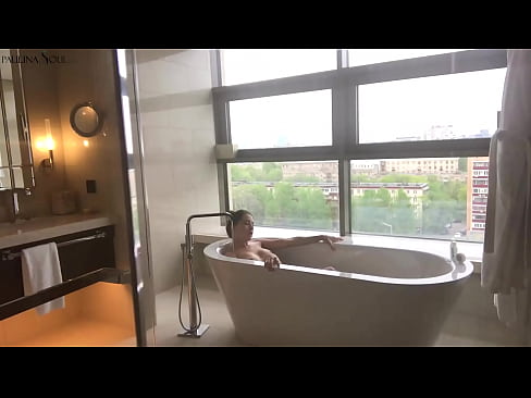 ❤️ Tremenda pupa che si masturba appassionatamente la figa in bagno ❤️ Super porno al it.hentai-menu.ru ❌❤